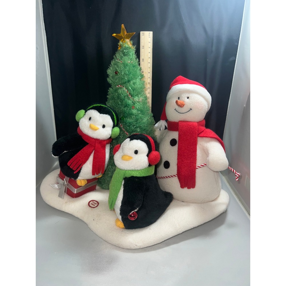 Hallmark Jingle Pals Animated Musical Snowman‎ Penguins Christmas Tree Plush